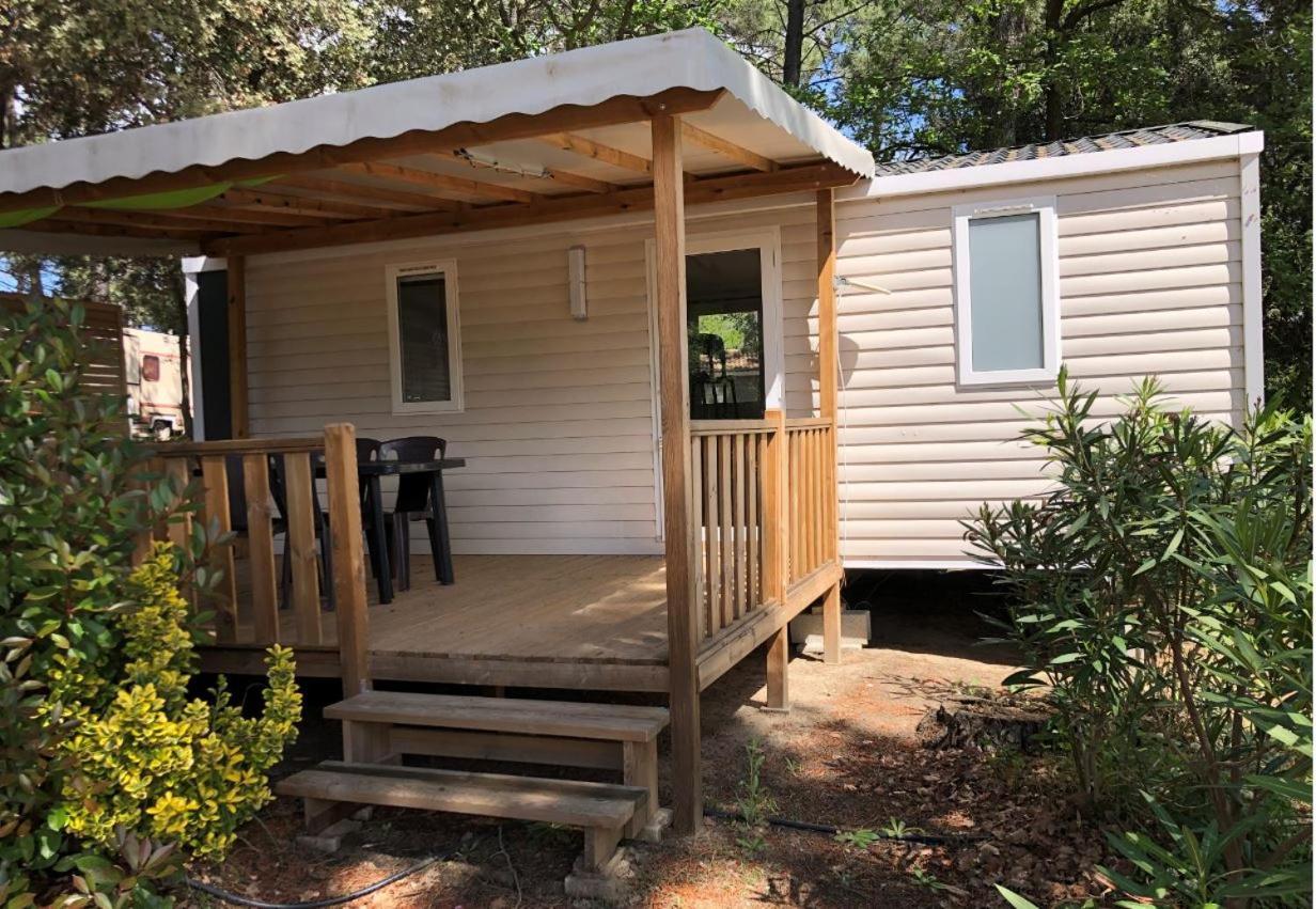 Camping La Simioune En Provence Боллен Екстер'єр фото