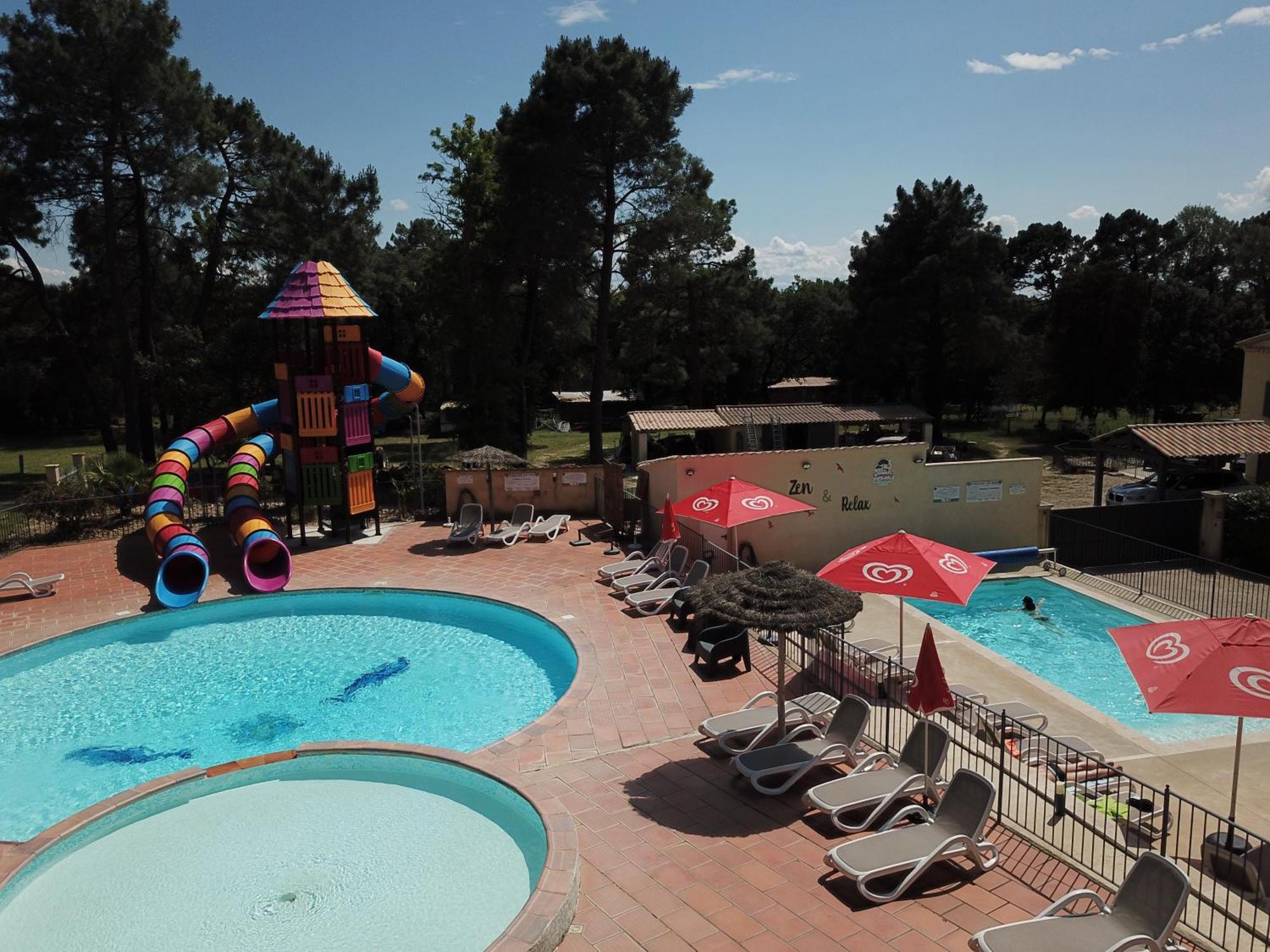 Camping La Simioune En Provence Боллен Екстер'єр фото